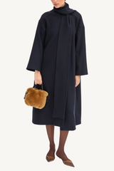 emma w/top handle - teddy shearling