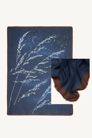 to fly scarf