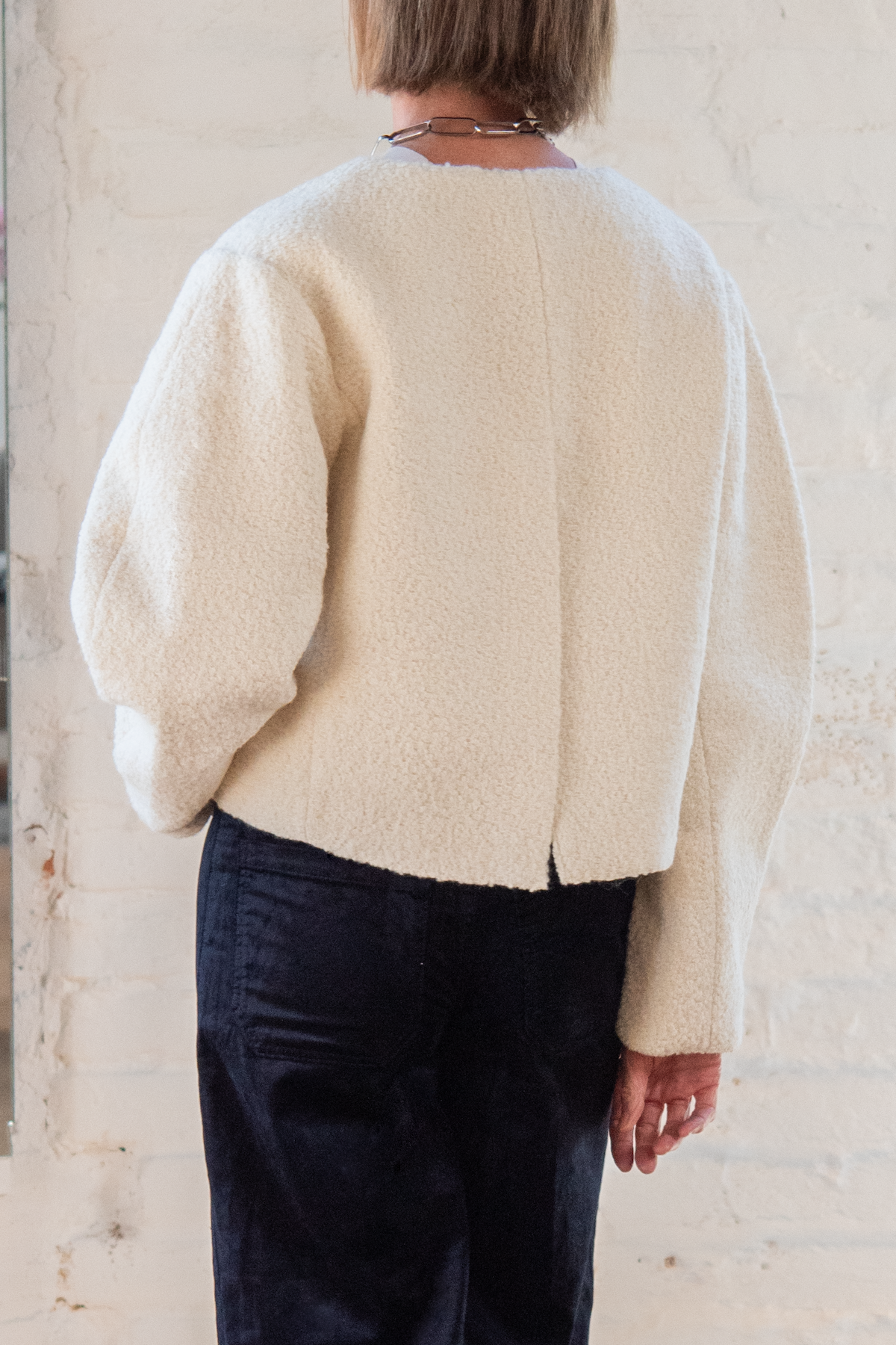 boucle blazer - feather white