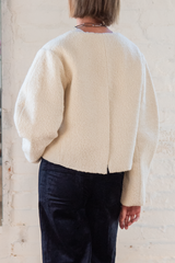 boucle blazer - feather white