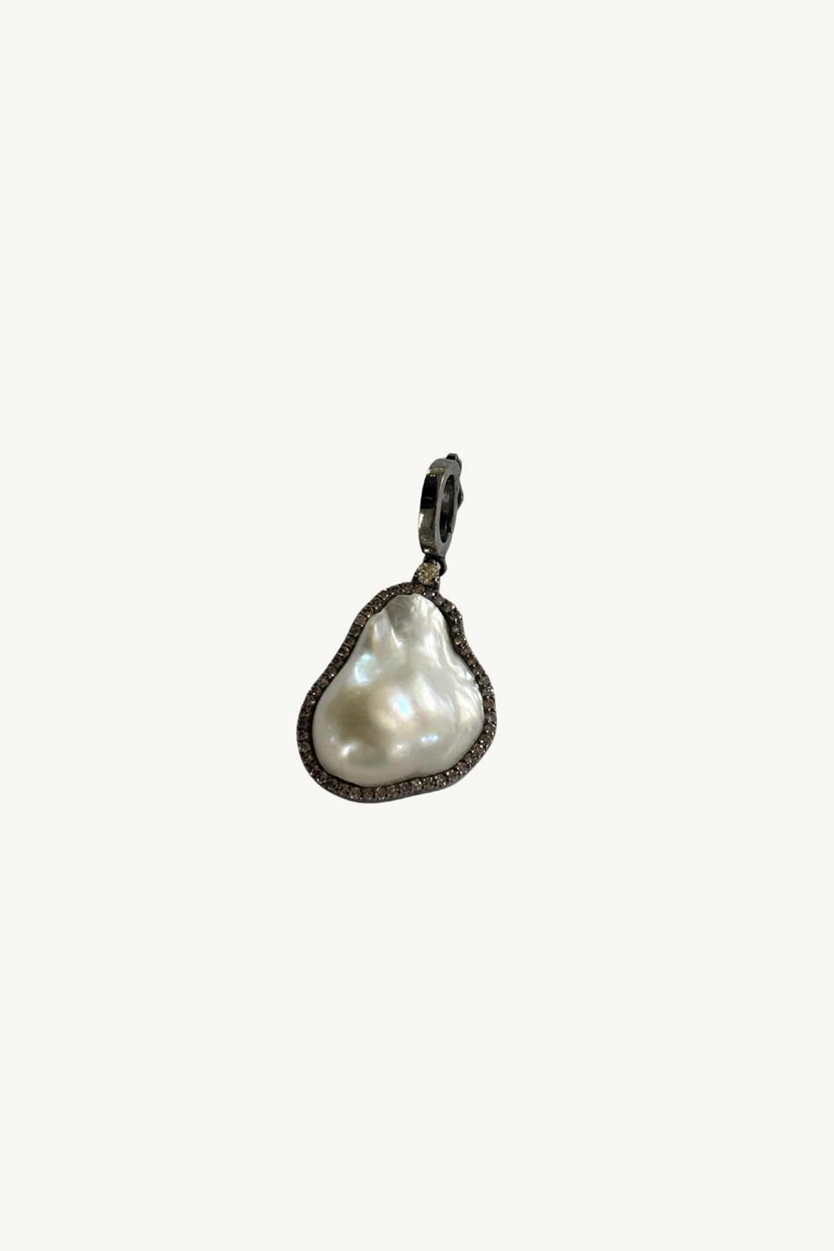 baroque pearl pendant