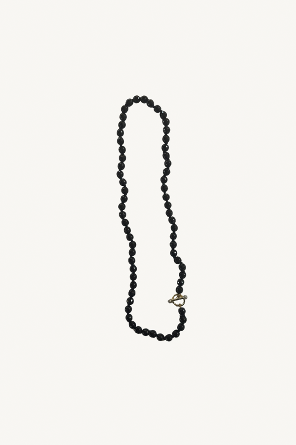 black onyx necklace with toggle closure