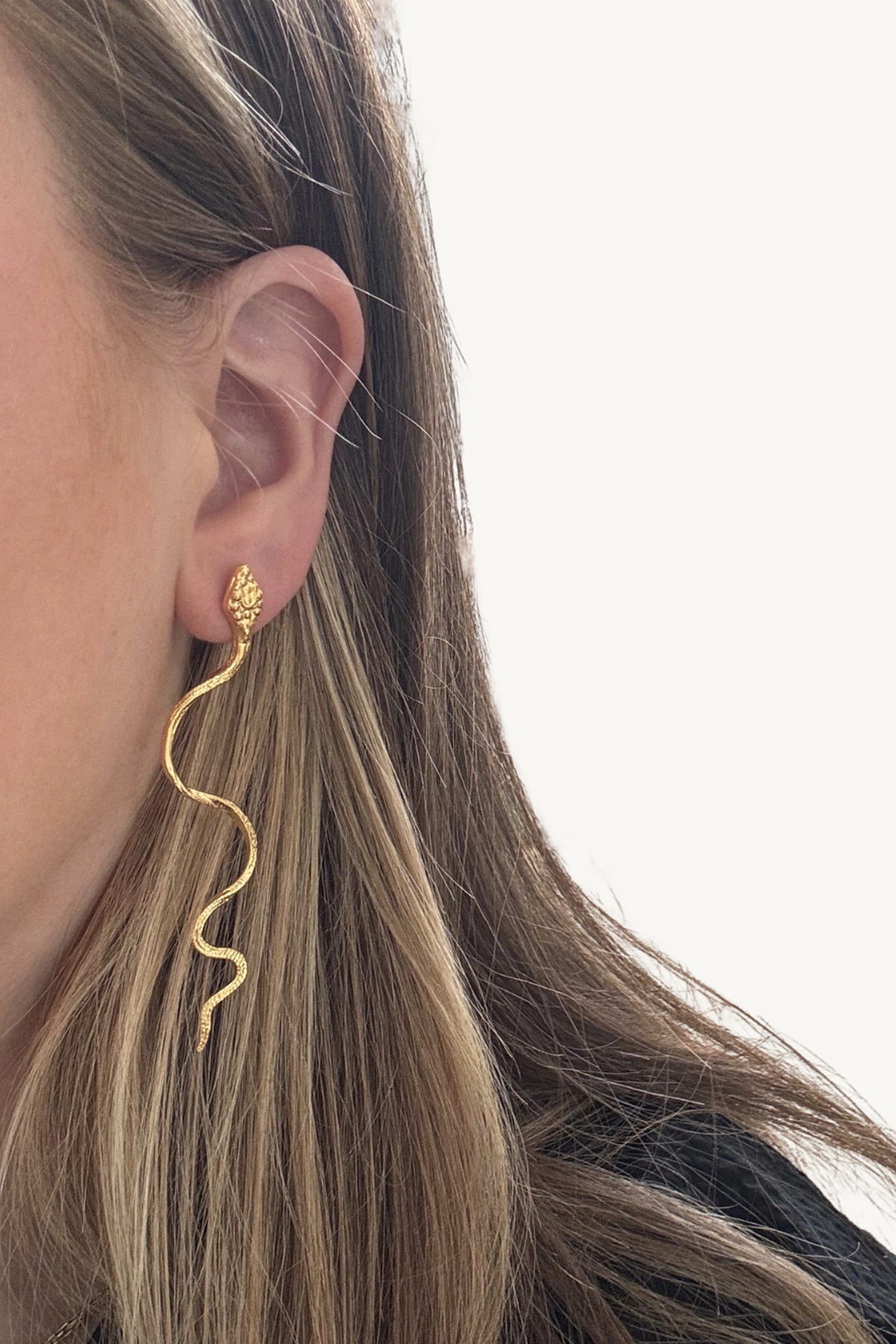 snake earrings - gold