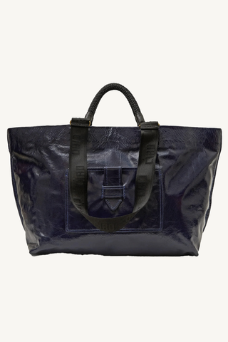 grande bateau tote - twilight crinkle patent