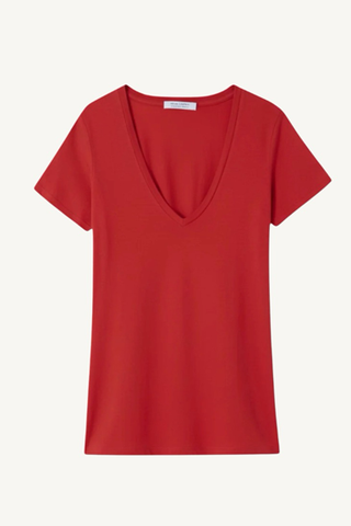 carol v neck tee - washed red